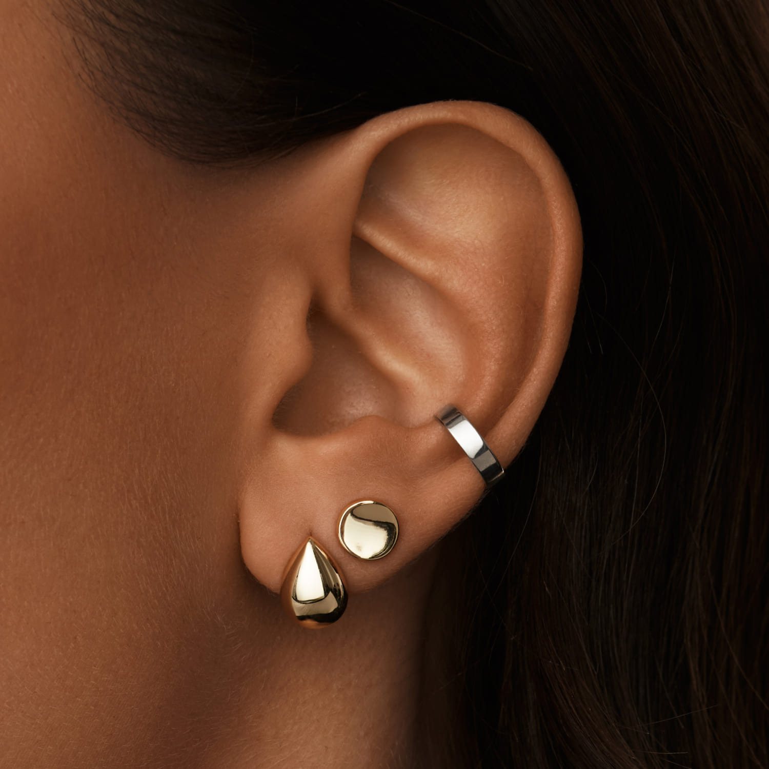 Արծաթե կլոր ականջօղեր դեղին ոսկուց պատված MIE