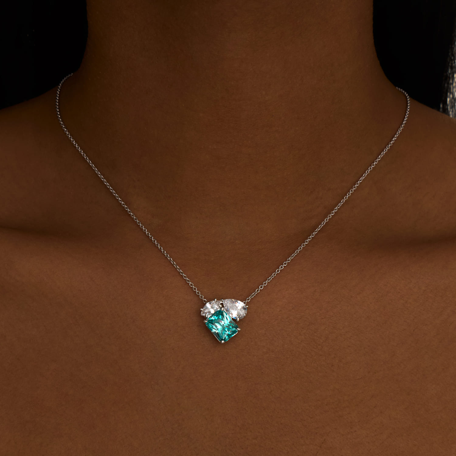 

Серебряное колье FREEDOM с фианитами MIE