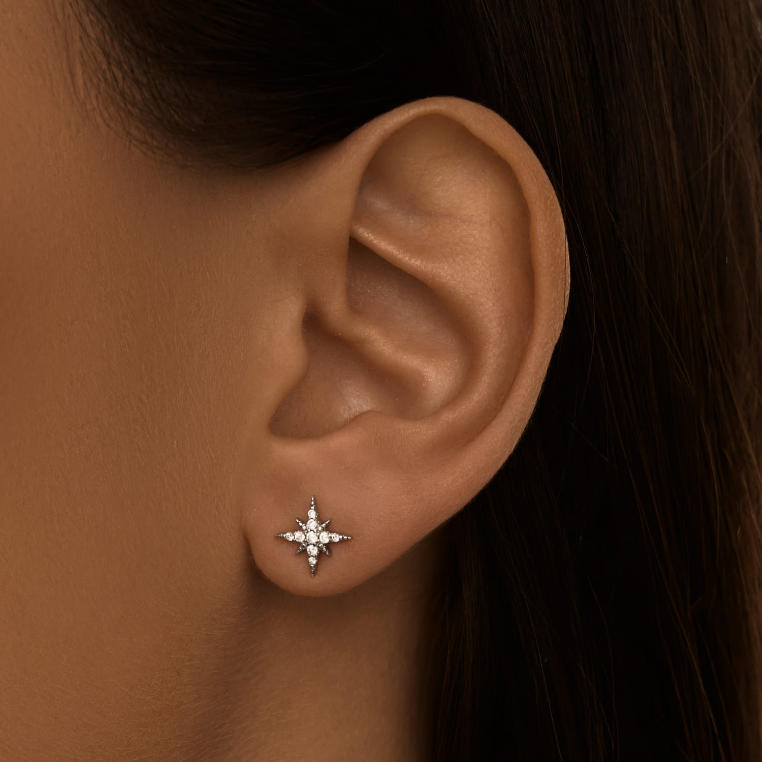 

Серебряные серьги-пусеты с фианитами в форме звезды MIESTILO MIE