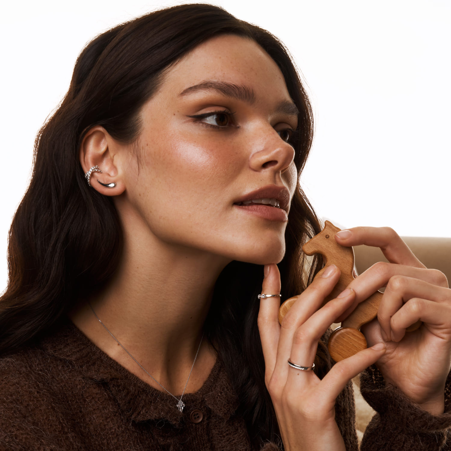 Արծաթե վզնոց «Խաչ» խորանարդ ցիրկոնե MIE