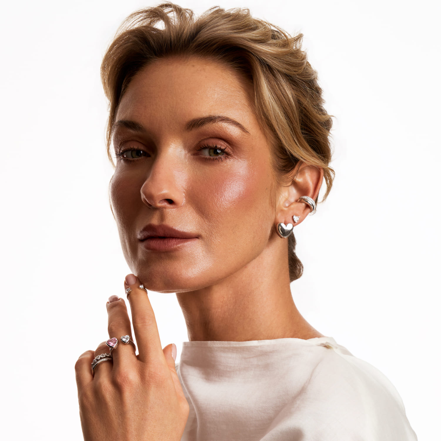 Արծաթե սրտաձև ականջօղեր MIE