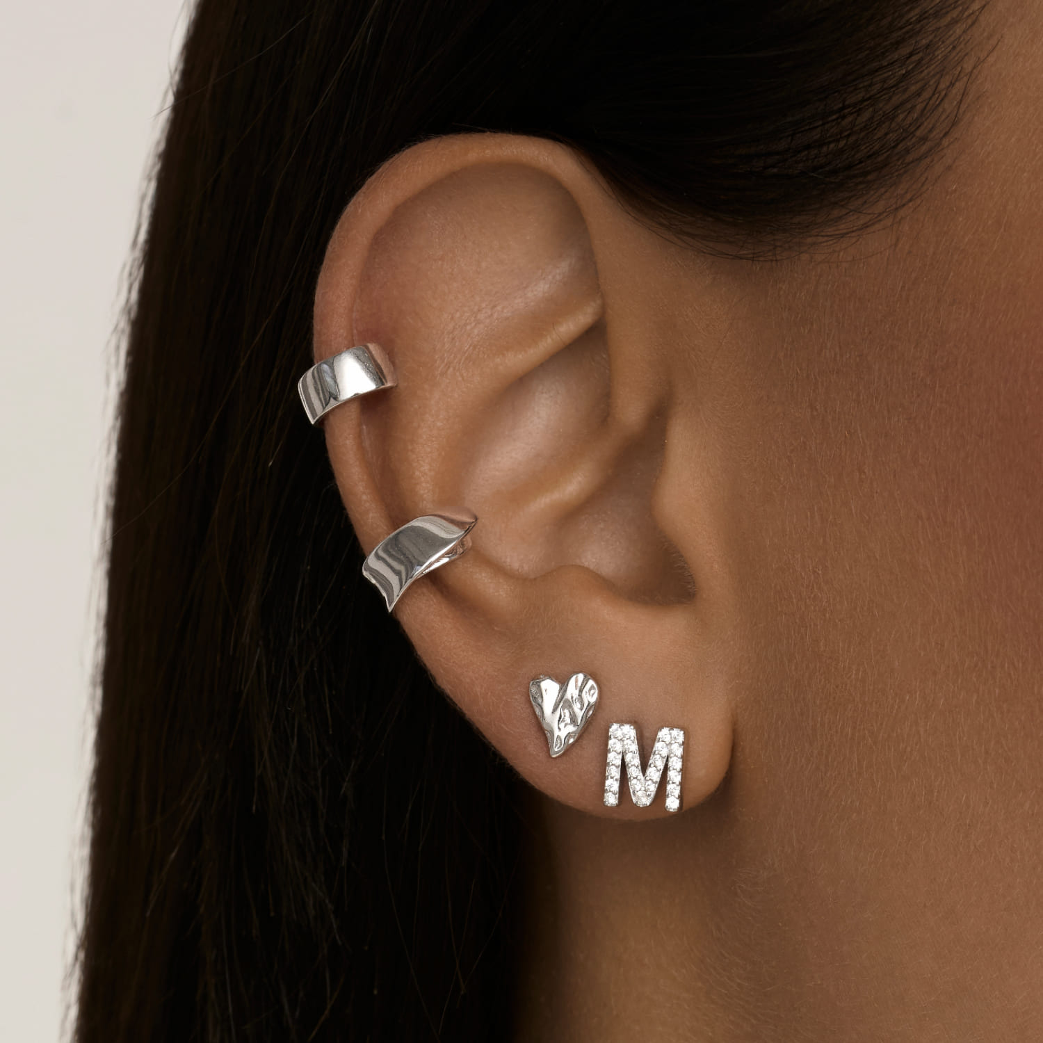 Մոնո ականջօղ M տառի տեսքով MIESTILO MIE