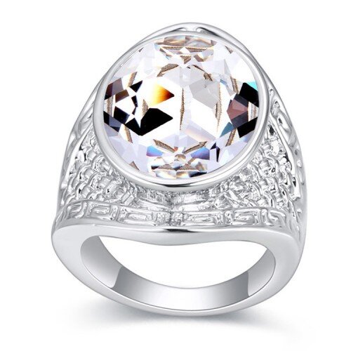 Крупное кольцо с белым кристаллом Miestilo