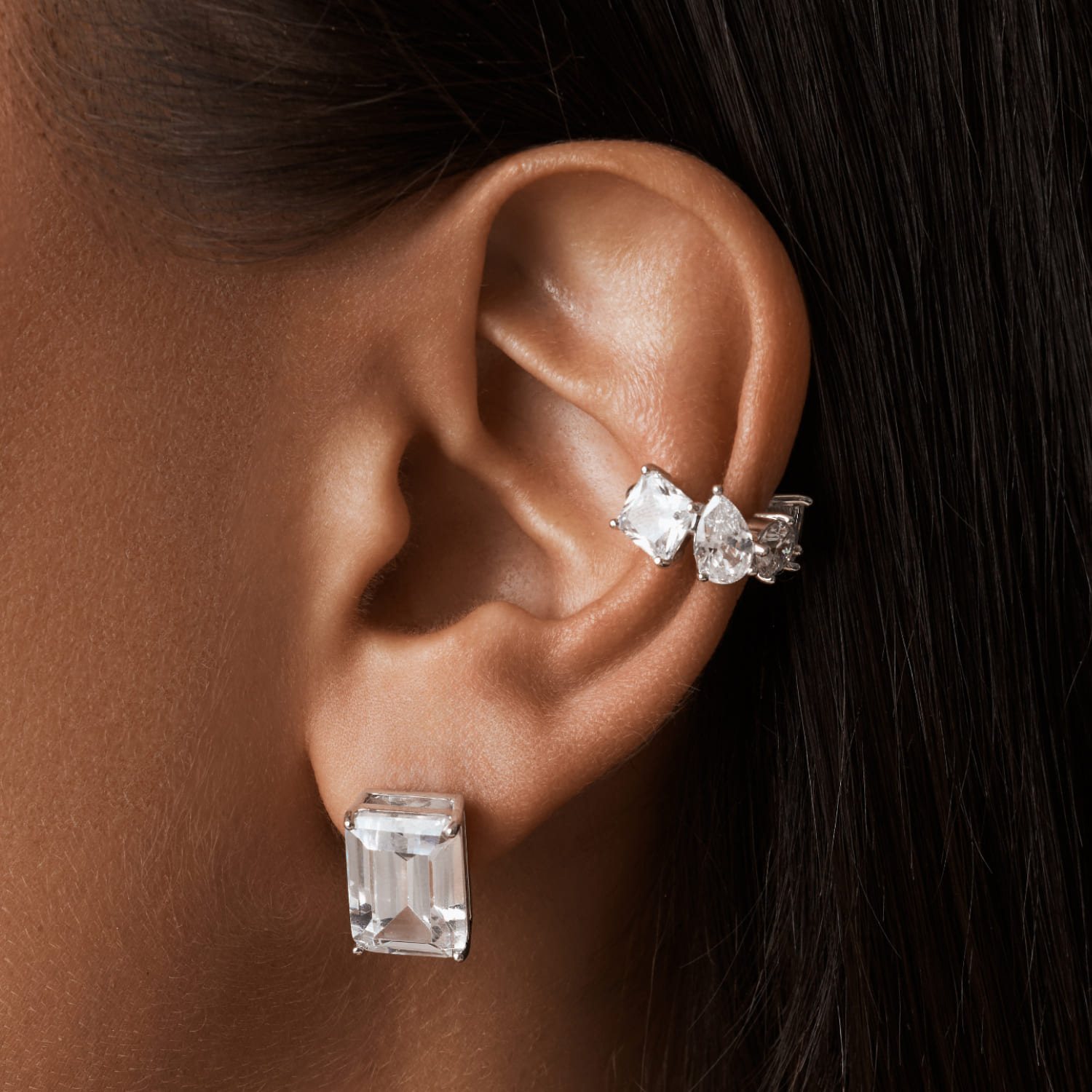 A LA RUSSE արծաթե թևնոց՝ խորանարդ ցիրկոնիումի ցրմամբ MIE