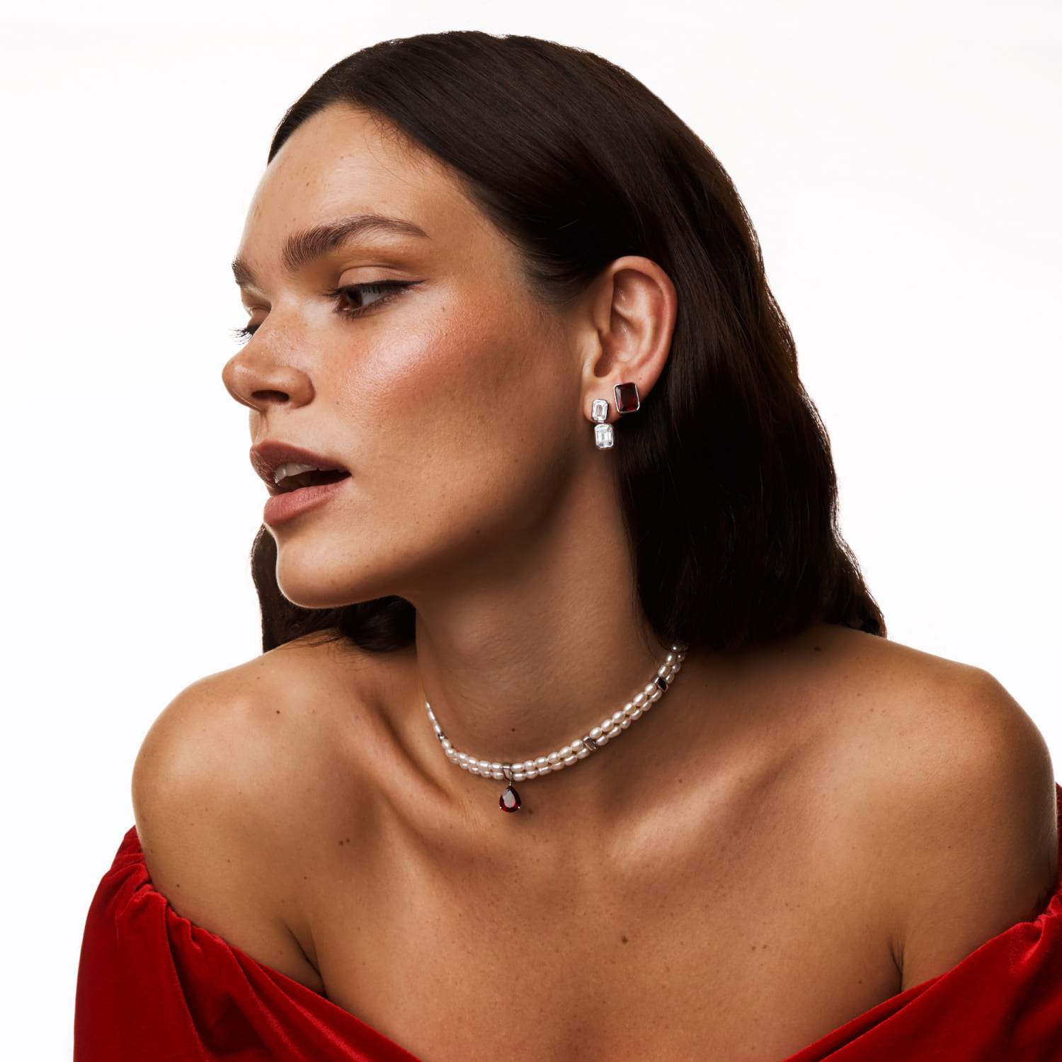 MIE-ի կեսգիշերային արծաթե ձևափոխվող ականջօղեր՝ խորանարդ ցիրկոնե մետալով