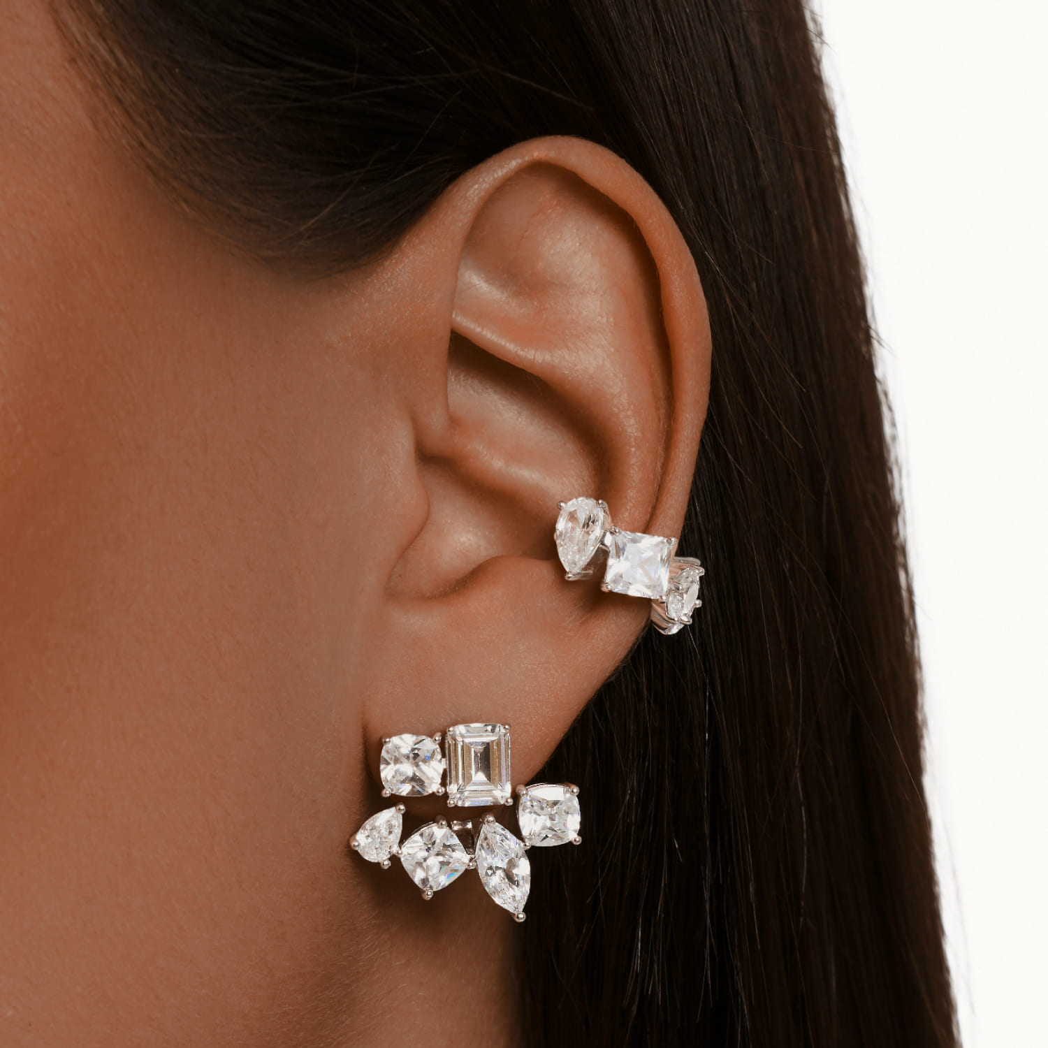 A LA RUSSE արծաթե թևնոց՝ խորանարդ ցիրկոնիումի ցրմամբ MIE