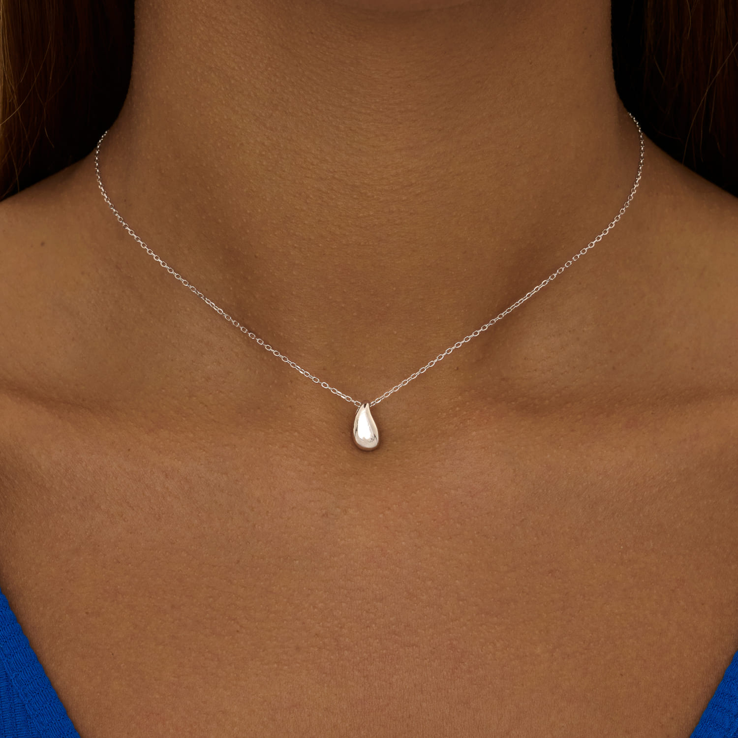 

Серебряная подвеска на шею в форме капля MIESTILO MIE