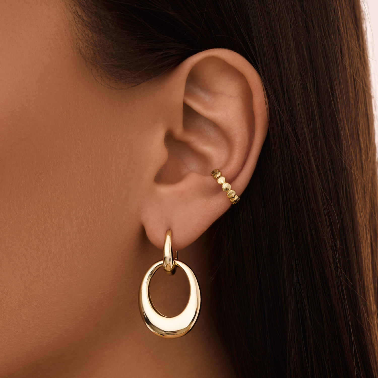 MIESTILO MIE-ի արծաթից պատրաստված մեծ, ձևափոխվող օղակաձև ականջօղեր՝ ոսկեզօծմամբ