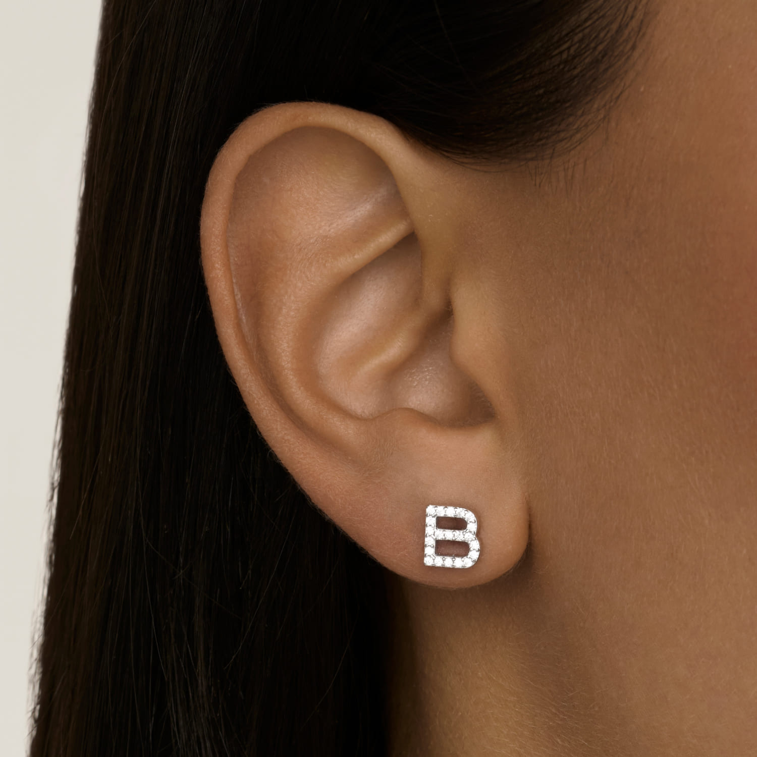 Моносерьга в виде буквы В MIESTILO MIE