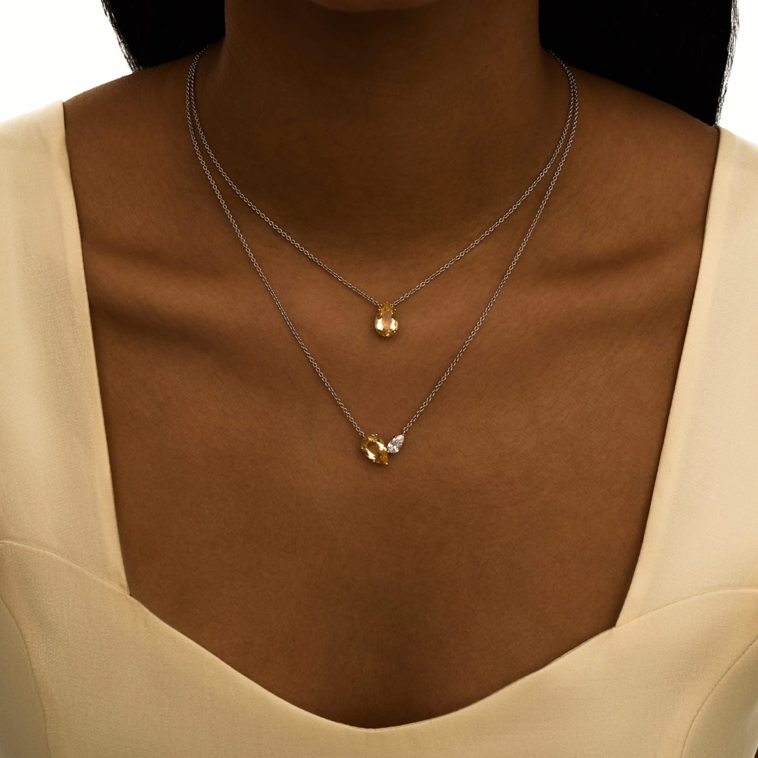 Արծաթե վզնոց BRIGHTNESS՝ ցիտրինով և խորանարդ ցիրկոնե քարերով MIE