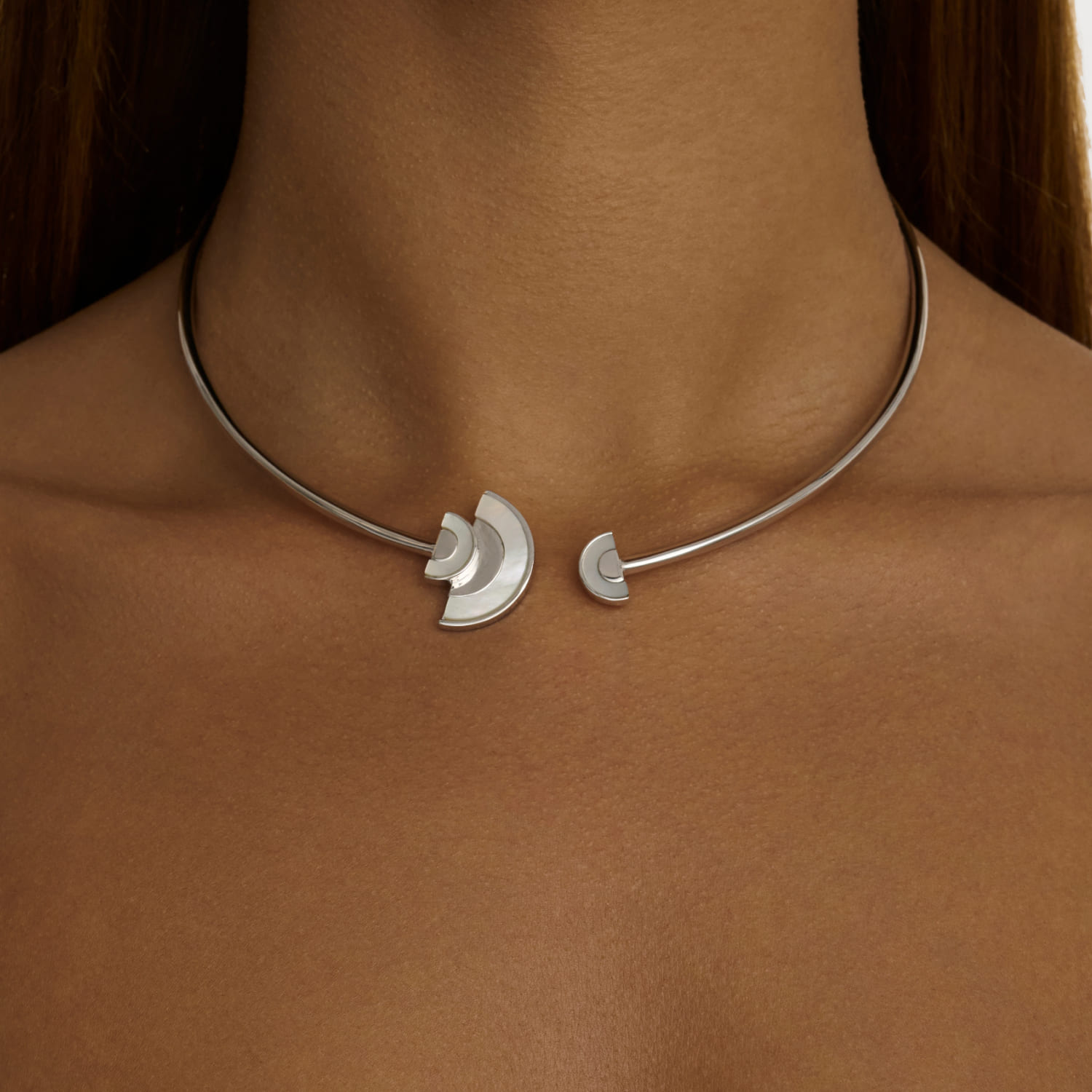 

Колье из серебра с перламутром VENUS MIE