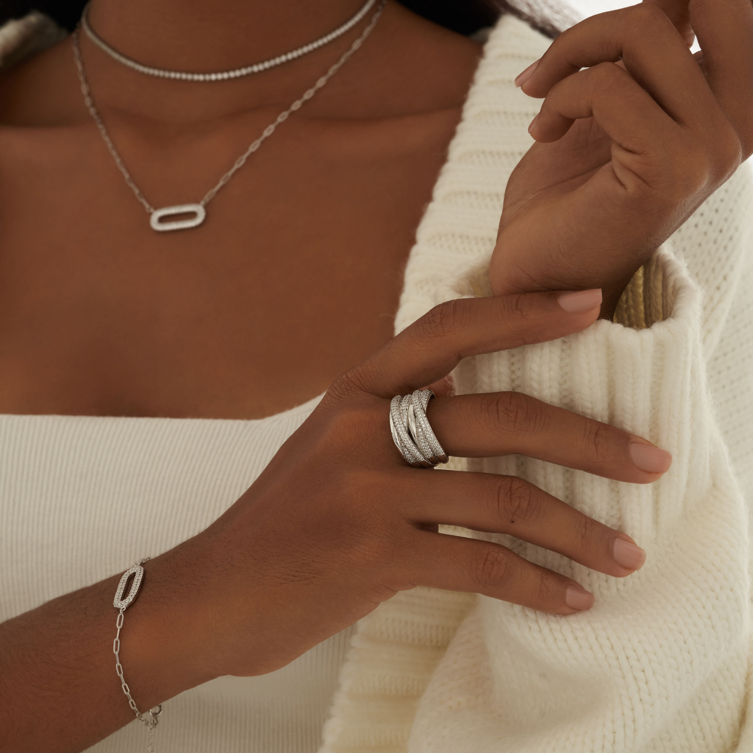 Բազմաշերտ արծաթե մատանի խորանարդ ցիրկոնիումով MIE