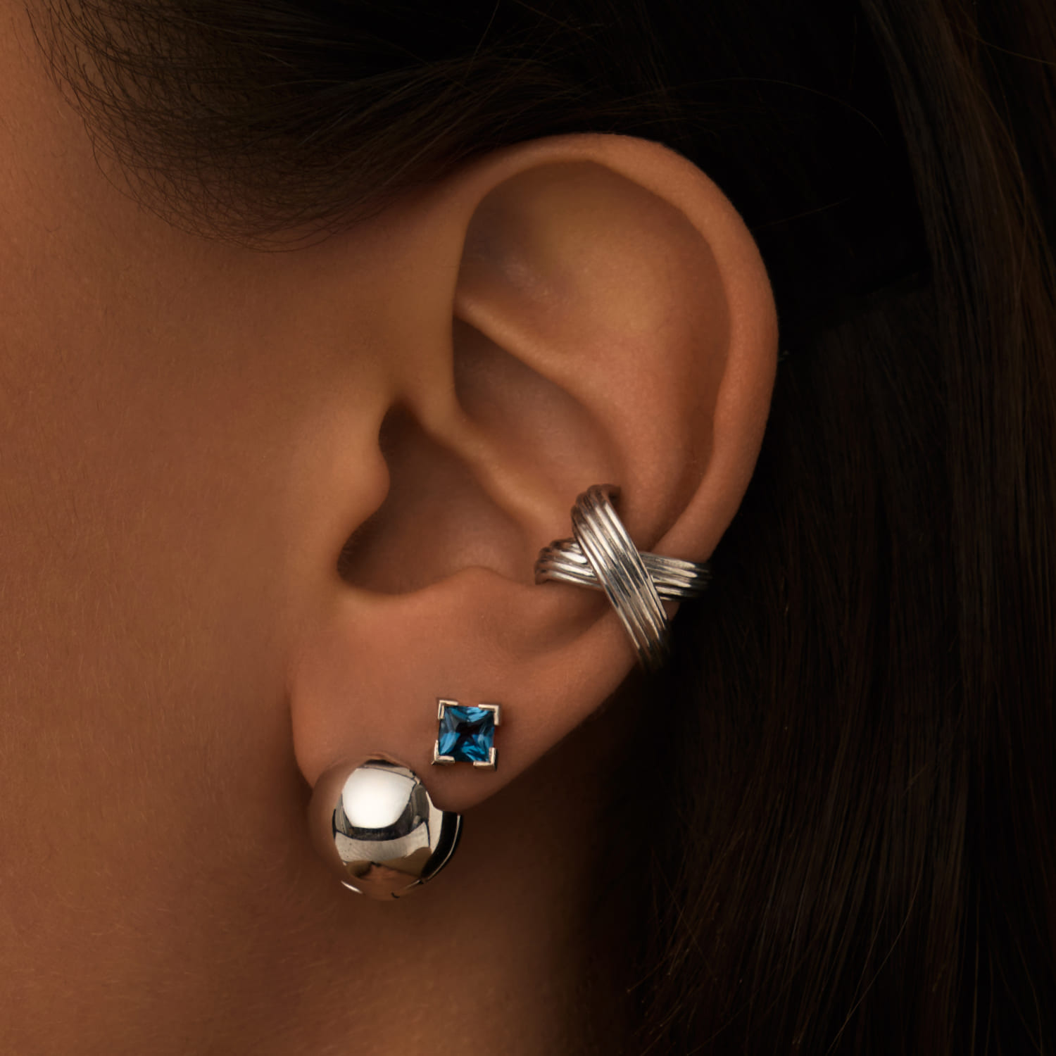 

Серьги-шары из серебра MIE