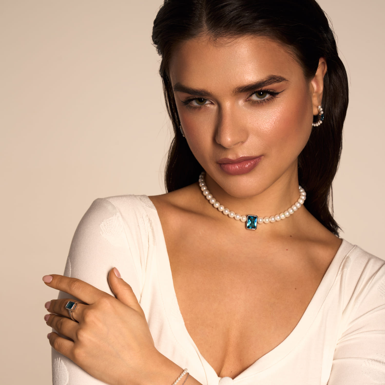 ԳԱԼԱՏԵԱ արծաթե վզնոց՝ մարգարիտներով և խորանարդ ցիրկոնե քարերով MIE