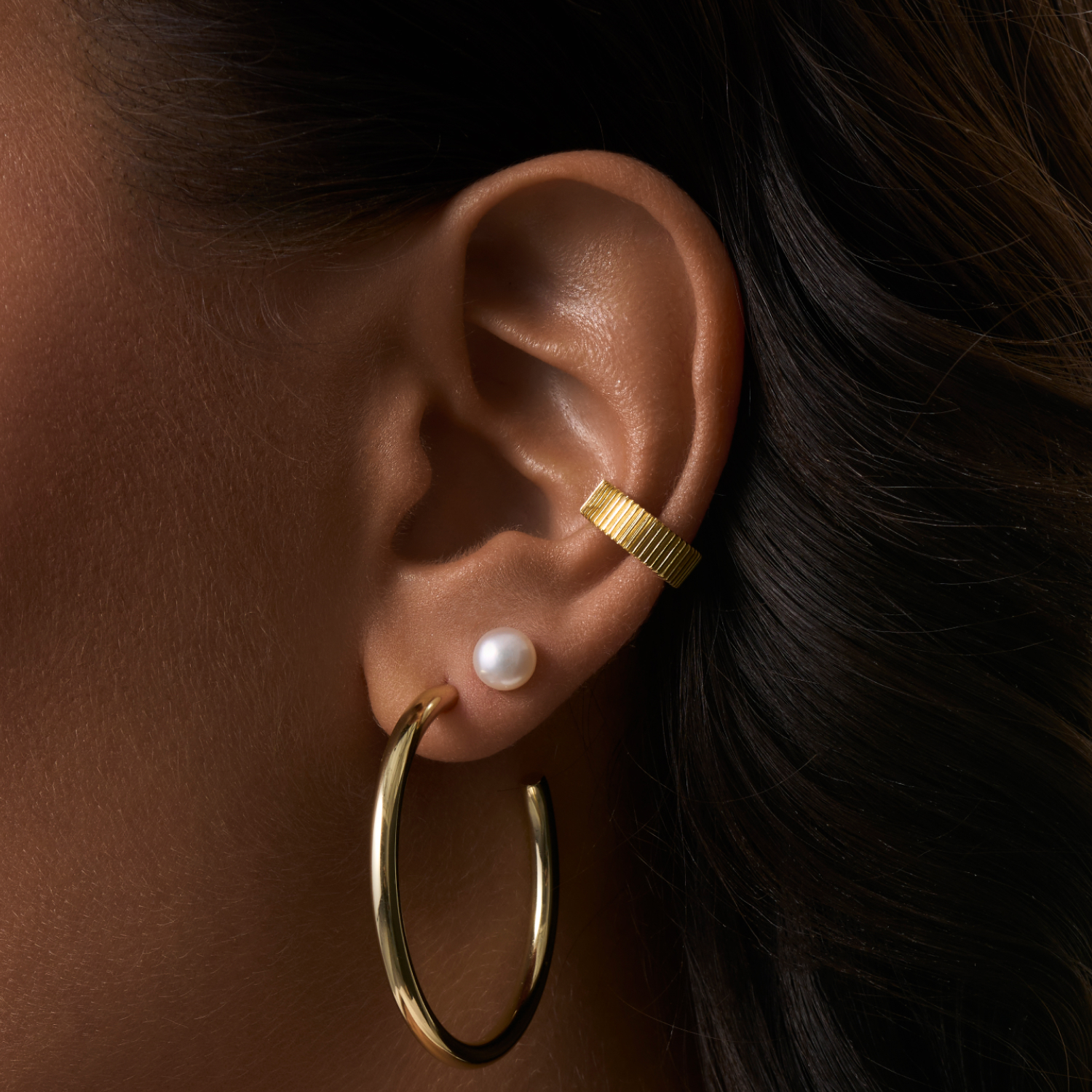 Ոսկեզօծ արծաթե ականջօղեր բնական մարգարիտներով MIE