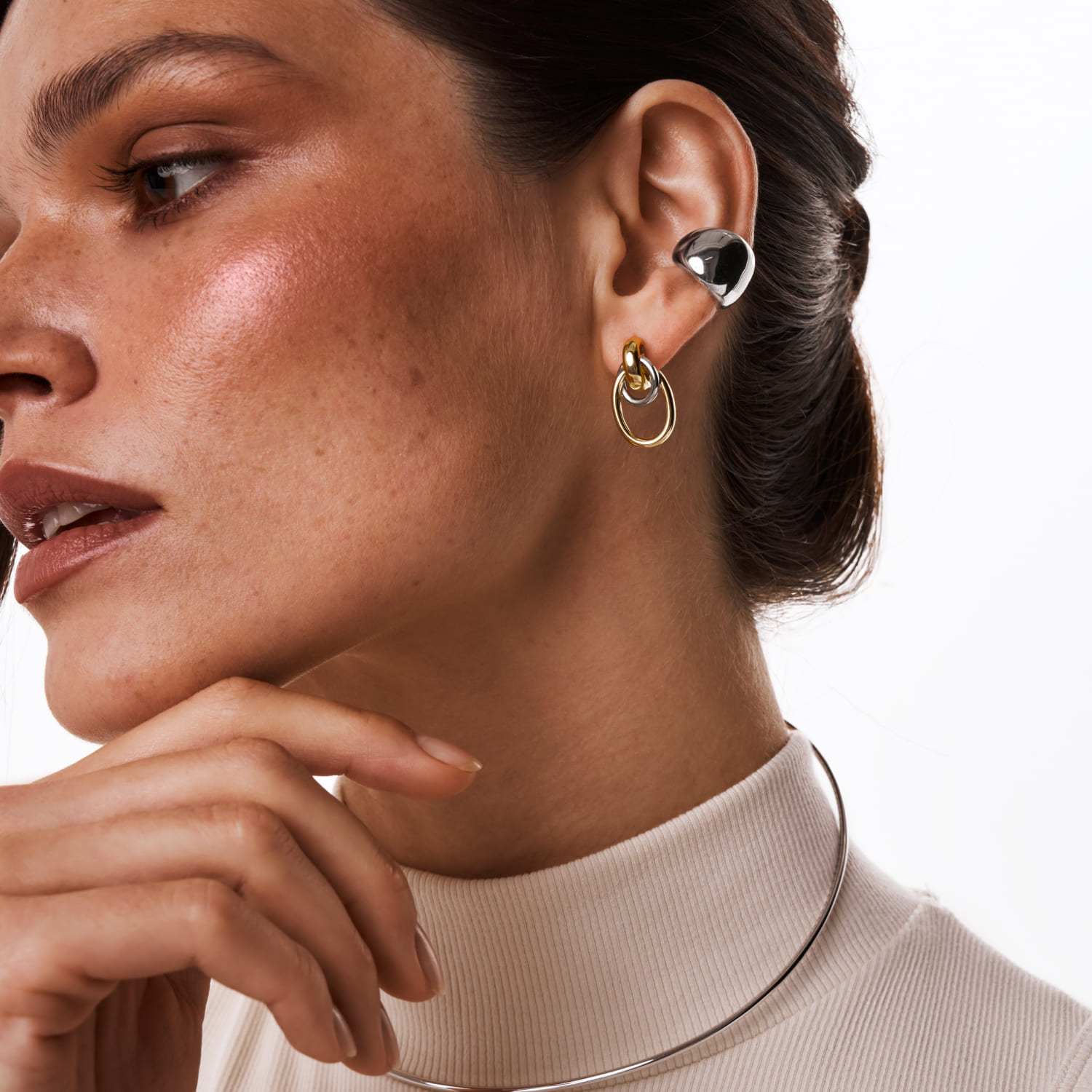 Մեծ արծաթե հանգույցով ականջօղեր երկգույն MIE ծածկույթով