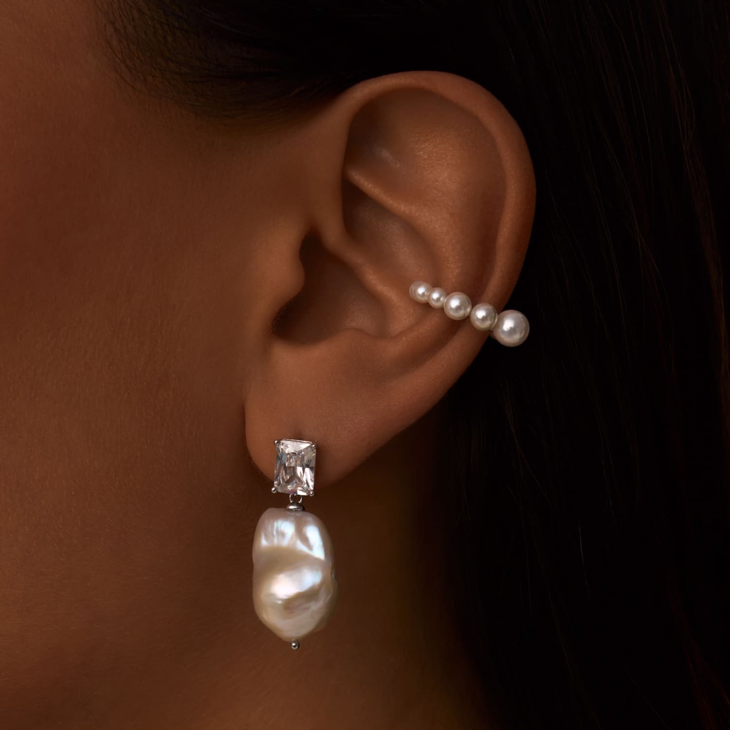 Արծաթե ականջօղեր SICILIA բարոկկո մարգարիտով և խորանարդ ցիրկոնե սալիկներով MIE