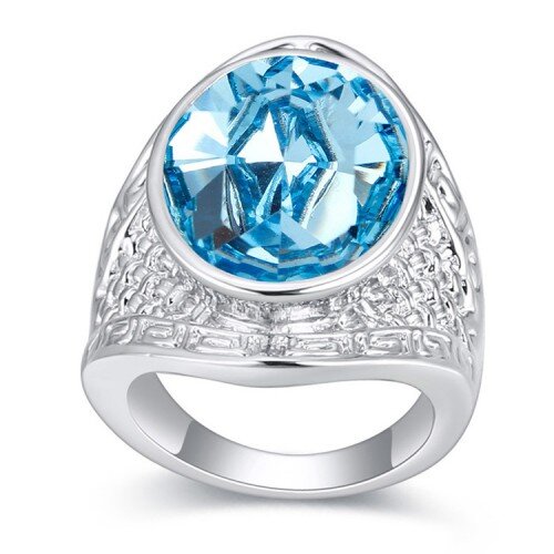 Крупное кольцо с голубым кристаллом Miestilo