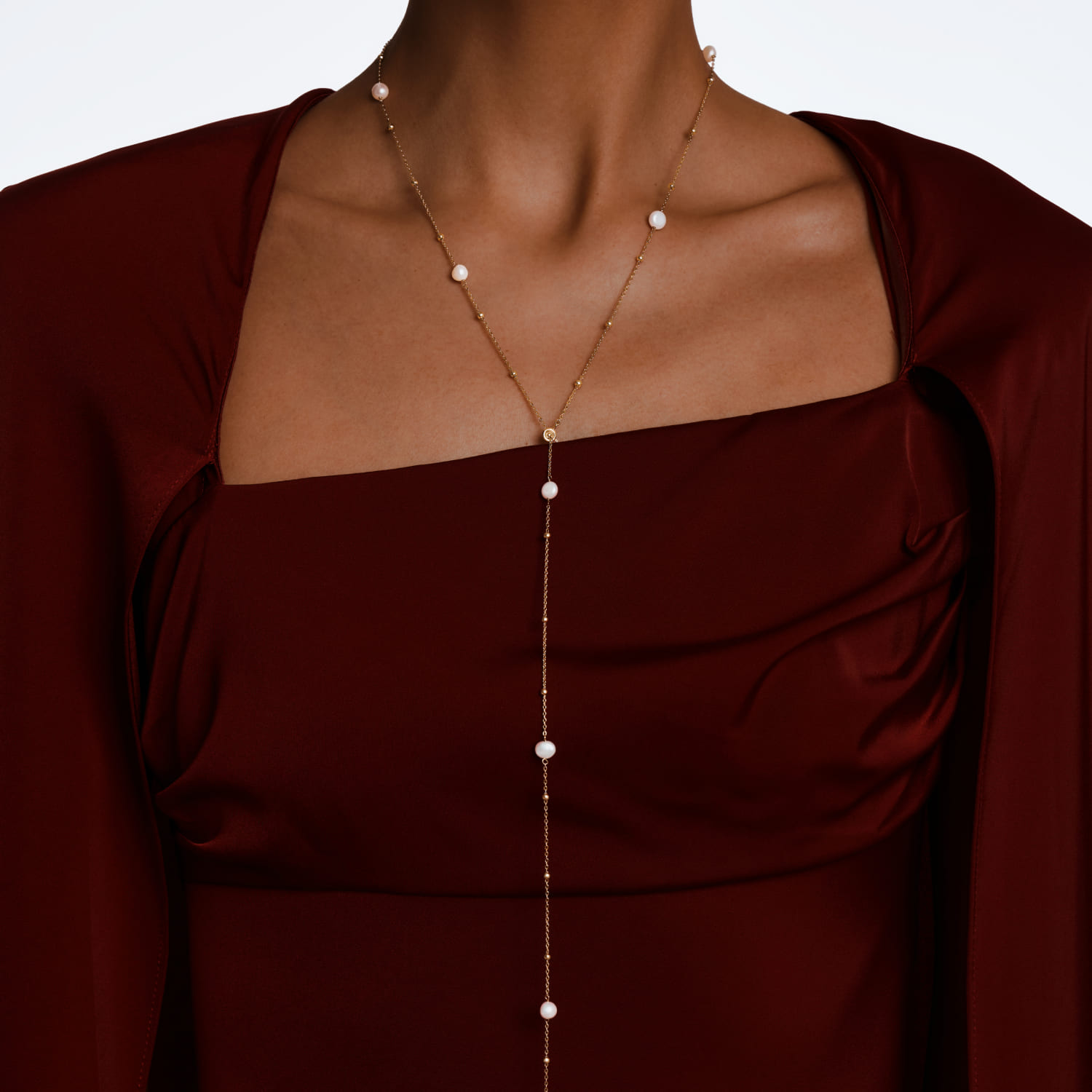 

Позолоченное колье-галстук из серебра с барочным жемчугом MIE