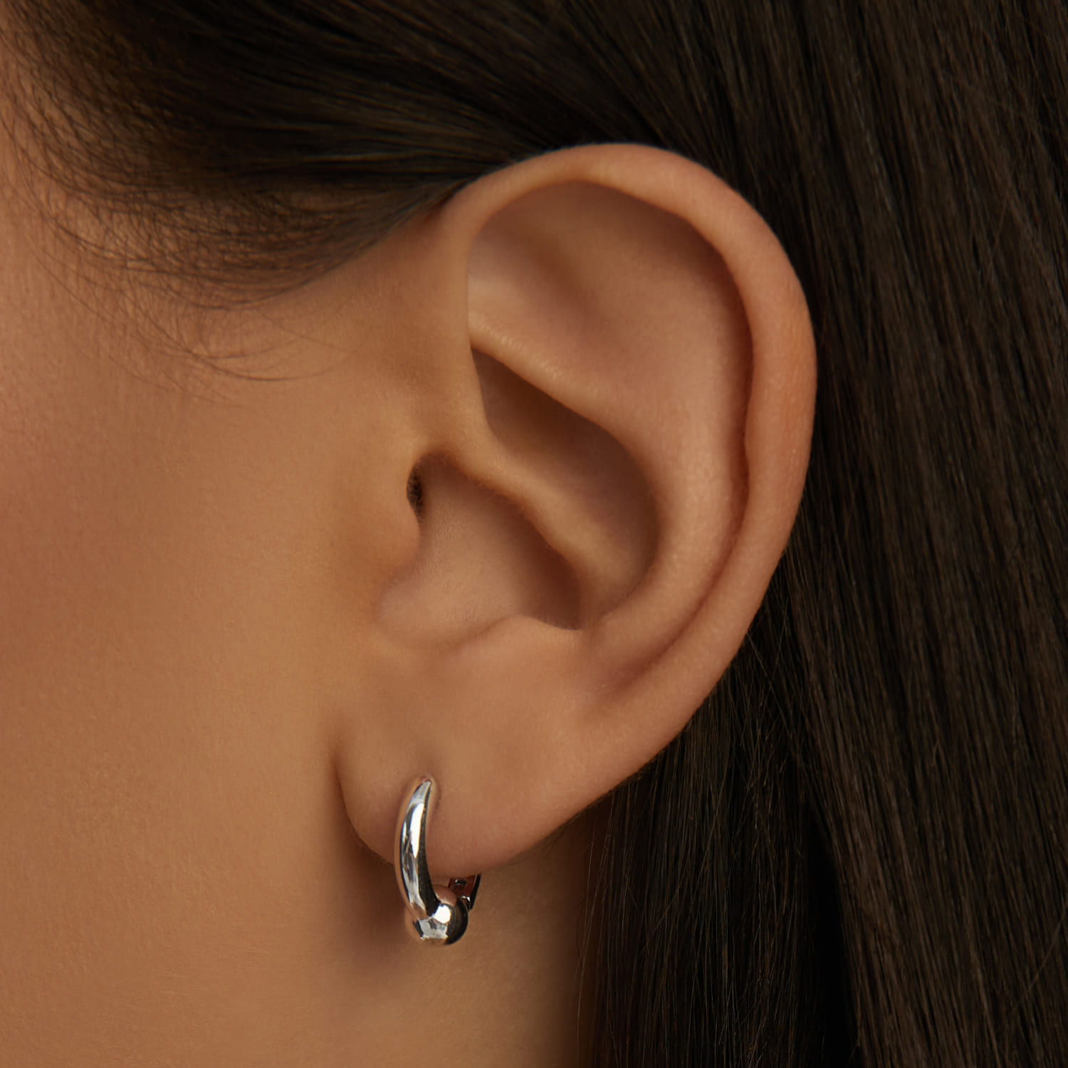 

Серебряные серьги-конго с декоративным шариком MIESTILO MIE