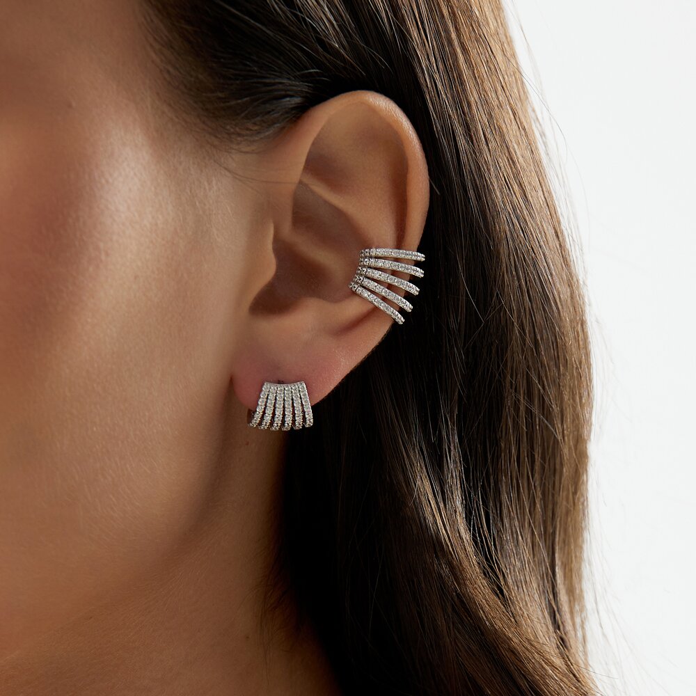 Крупный кафф из серебра с фианитами Гэтсби MIE