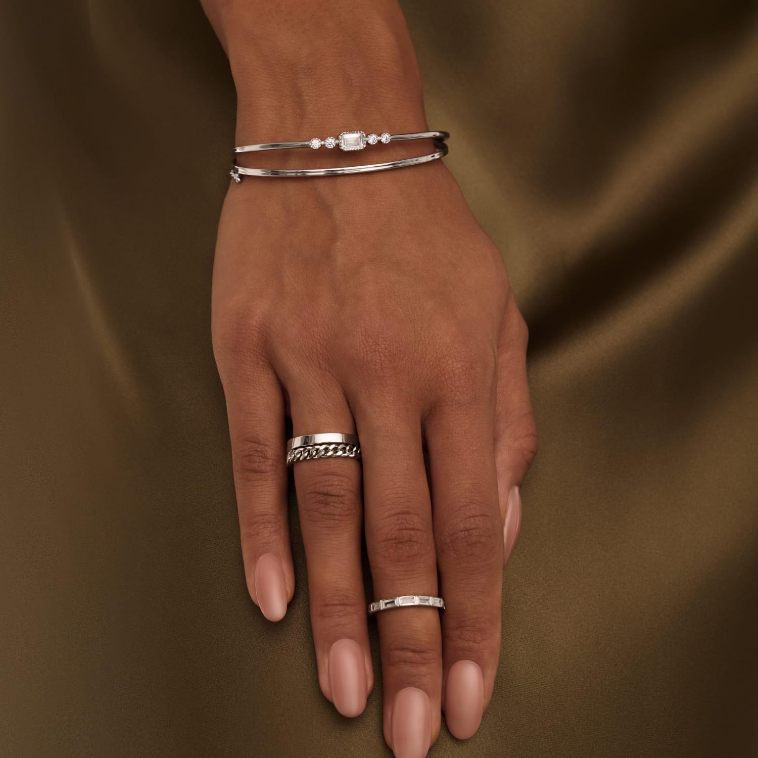 Արծաթե կոշտ ապարանջան MIESTILO MIE