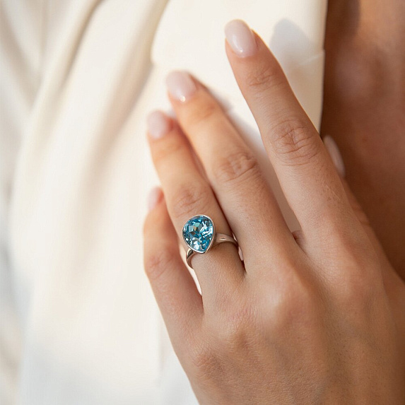 Серебряное кольцо с кристаллами Swarovski® Aquamarine Miestilo
