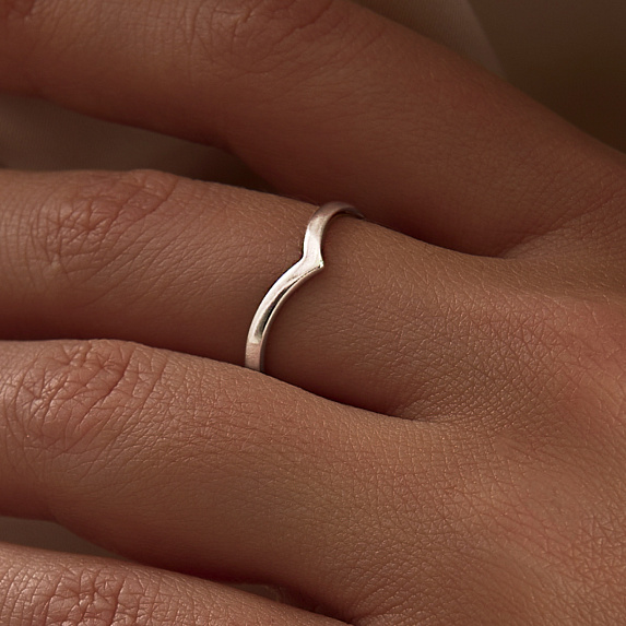 Серебряное кольцо Miestilo