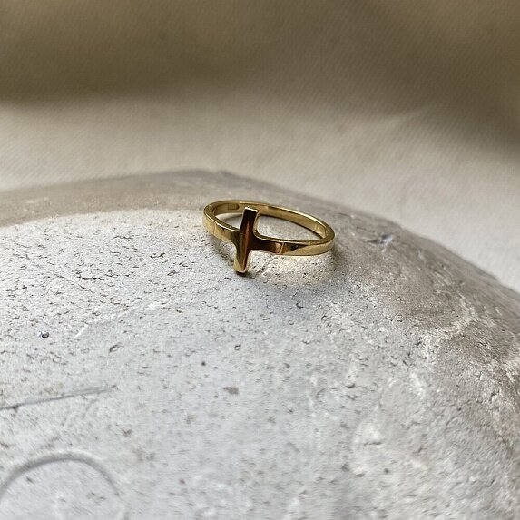 Позолоченное кольцо с крестом из серебра Miestilo