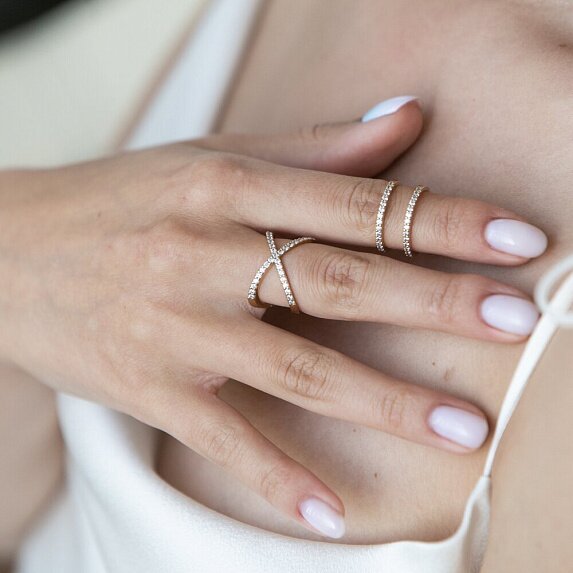 Позолоченное кольцо из серебра с фианитами Miestilo