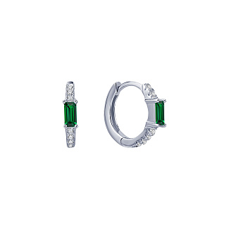 Миниатюрные серебряные серьги-кольца с зелёными фианитами в огранке багет Miestilo