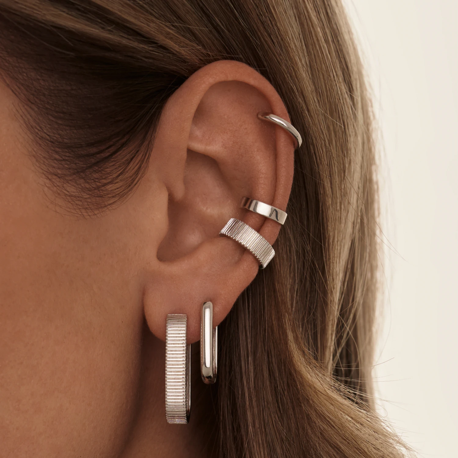 Базовые серьги из серебра