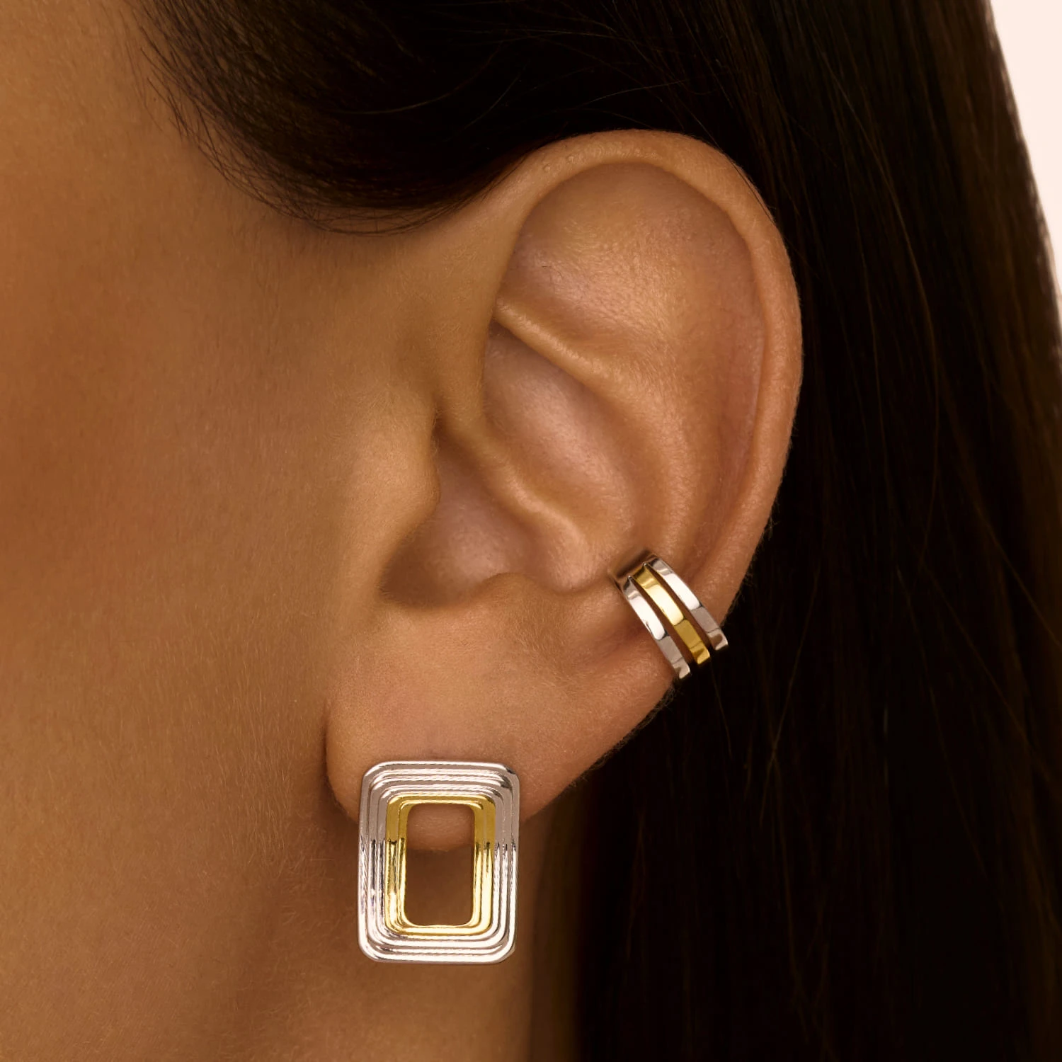 Серьги из серебра биколор MIESTILO