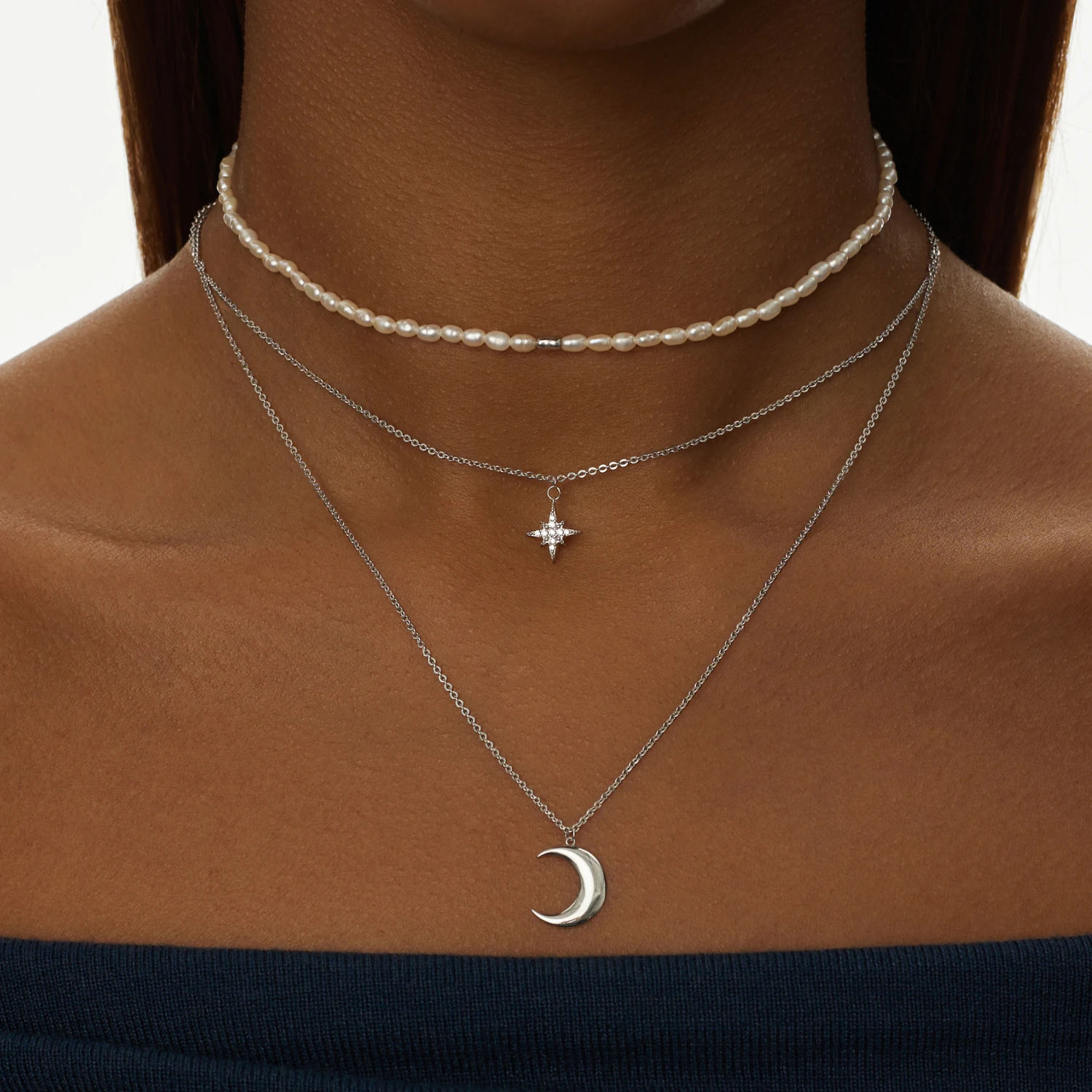 Серебряное колье-чокер с натуральным жемчугом MIESTILO 