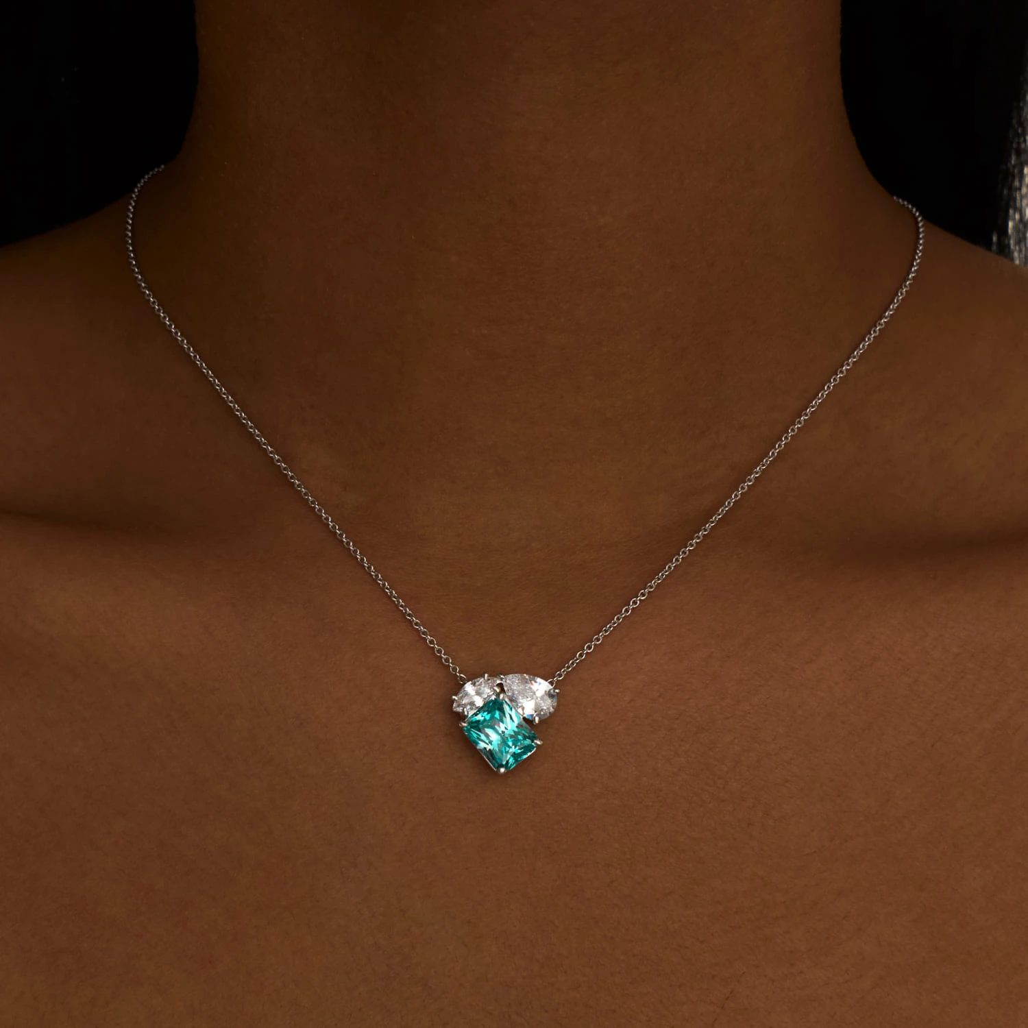 Серебряное колье FREEDOM с фианитами