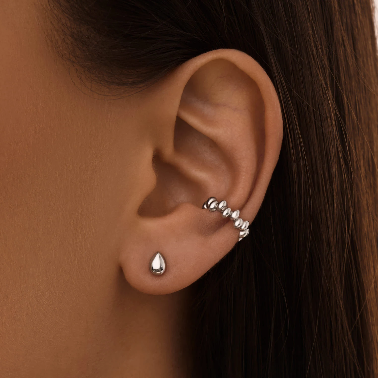 Серебряные пусеты в форме капель MIESTILO