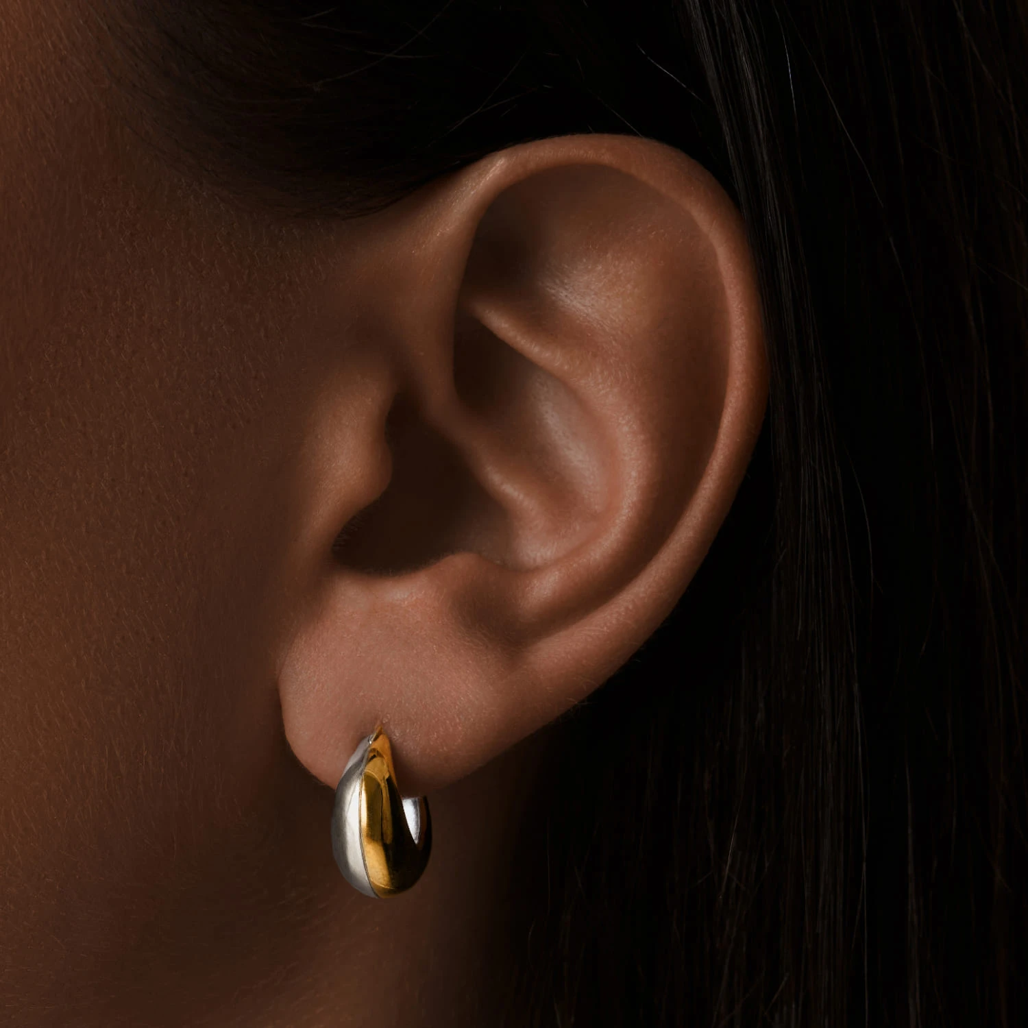 Дутые серебряные серьги - кольца биколор "Gizele"