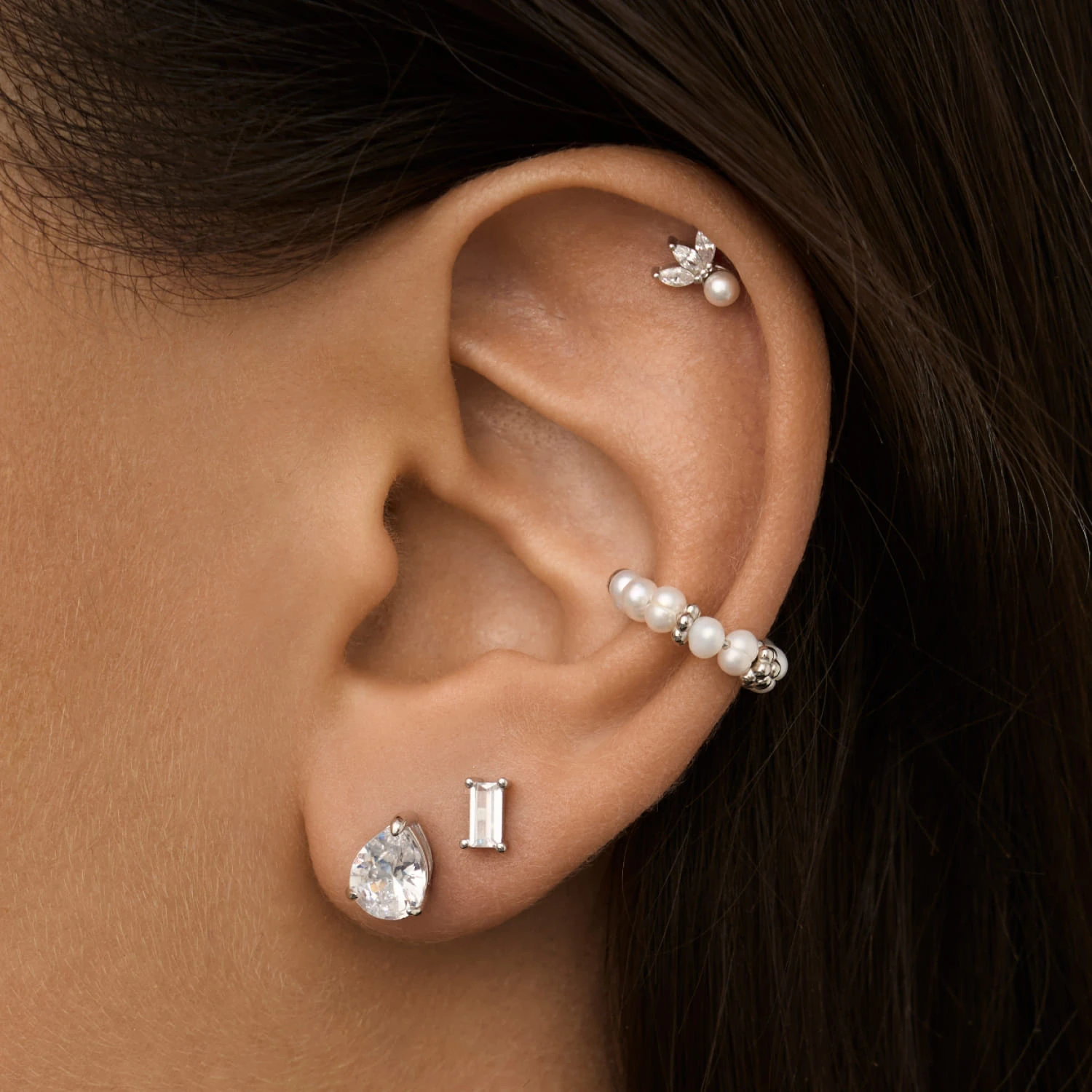 Серебряный кафф с жемчугом MIESTILO 