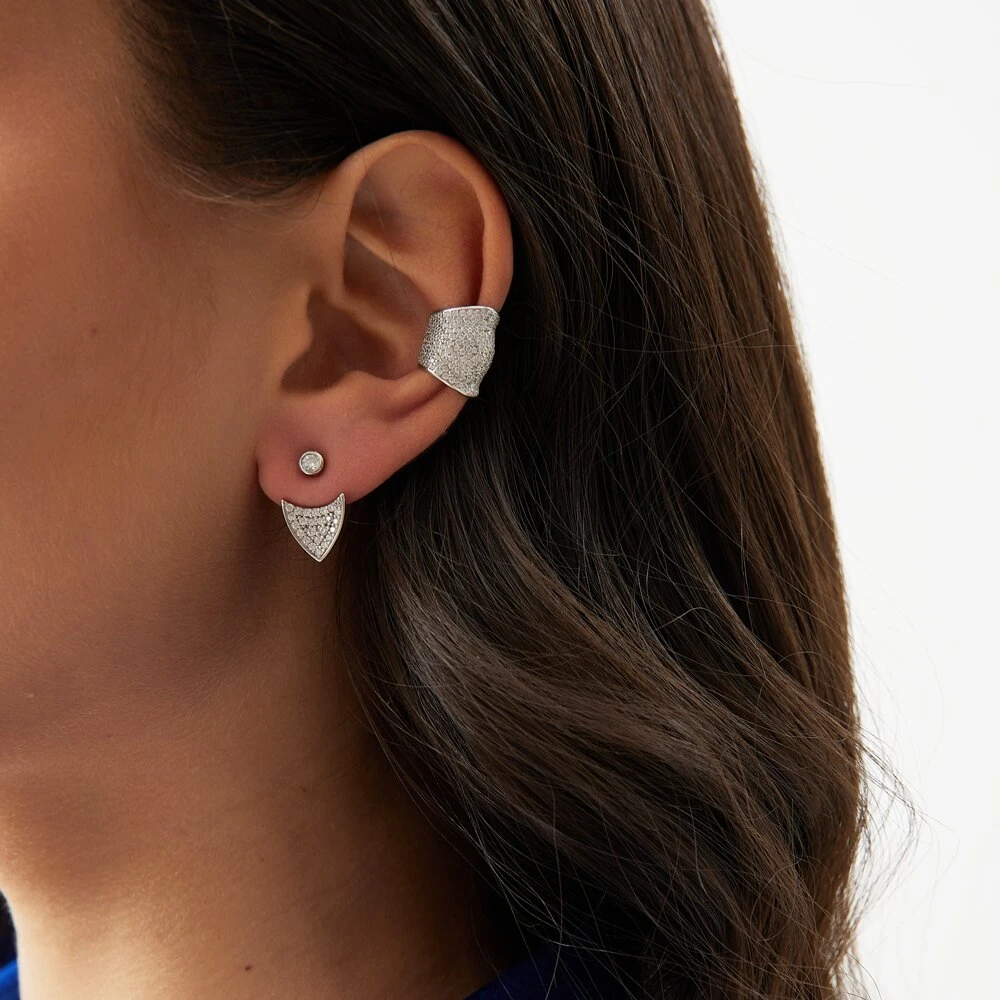 Широкий кафф из серебра c фианитами