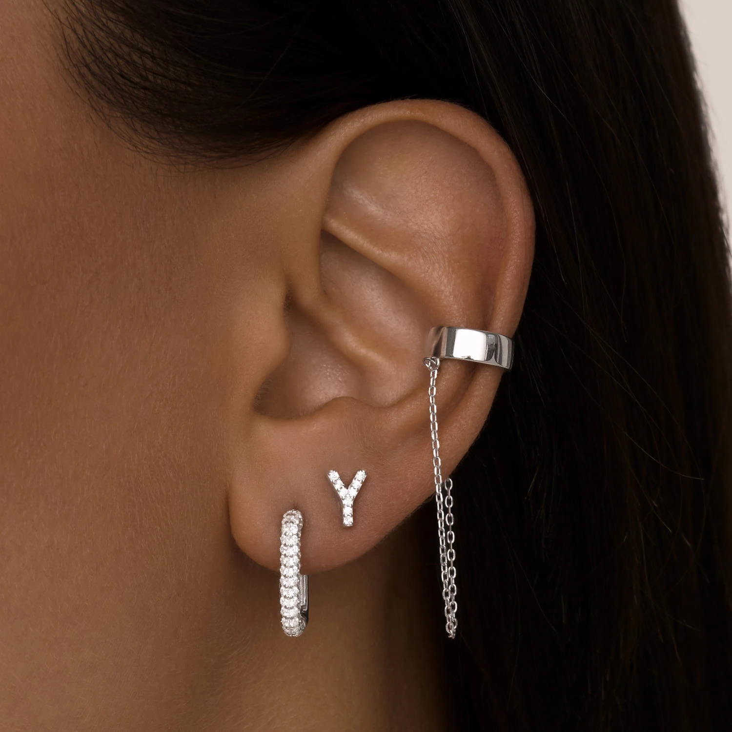 Серебряные серьги с фианитами MIESTILO
