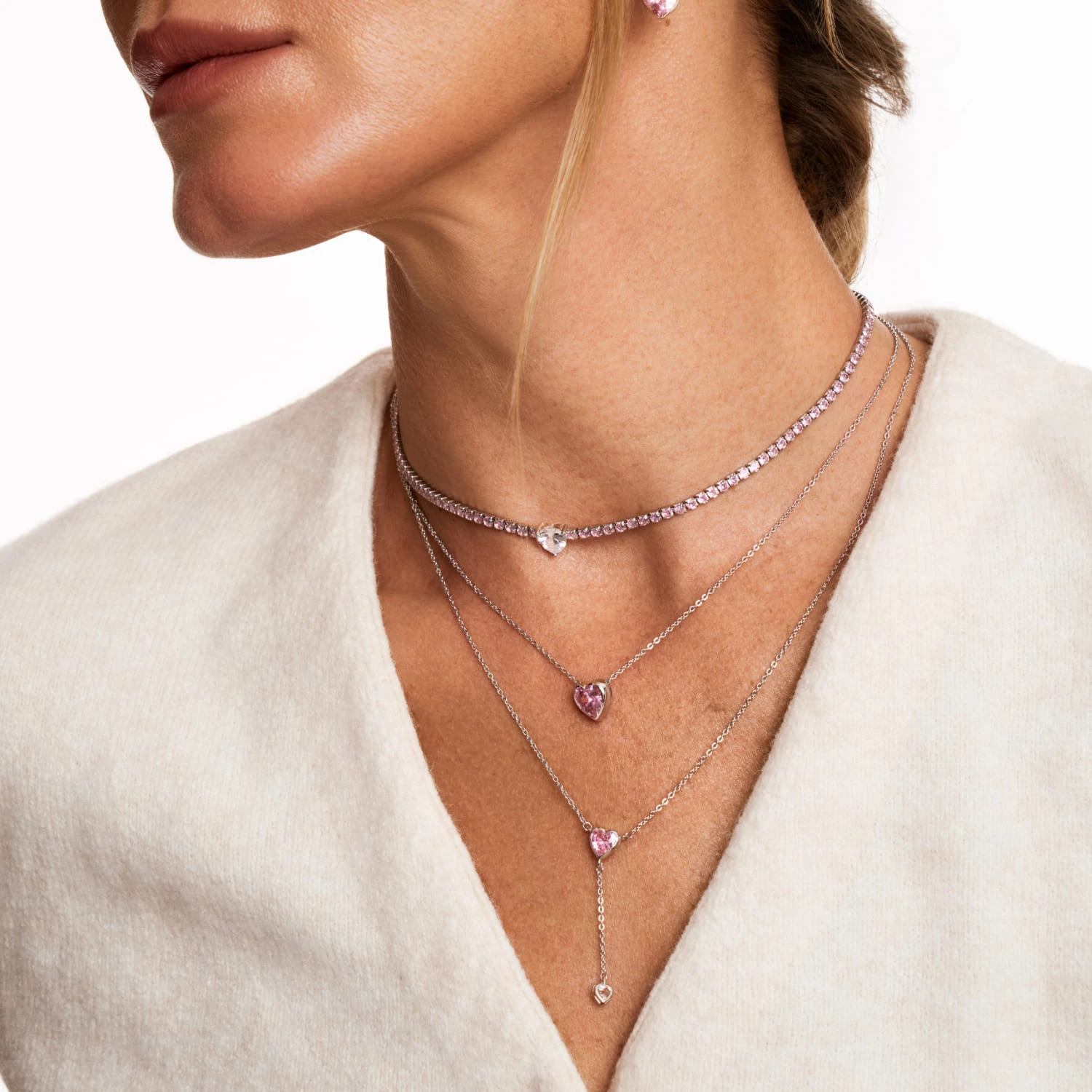 Серебряное колье-галстук ЛЮБОВЬ с розовым и белым сердцами