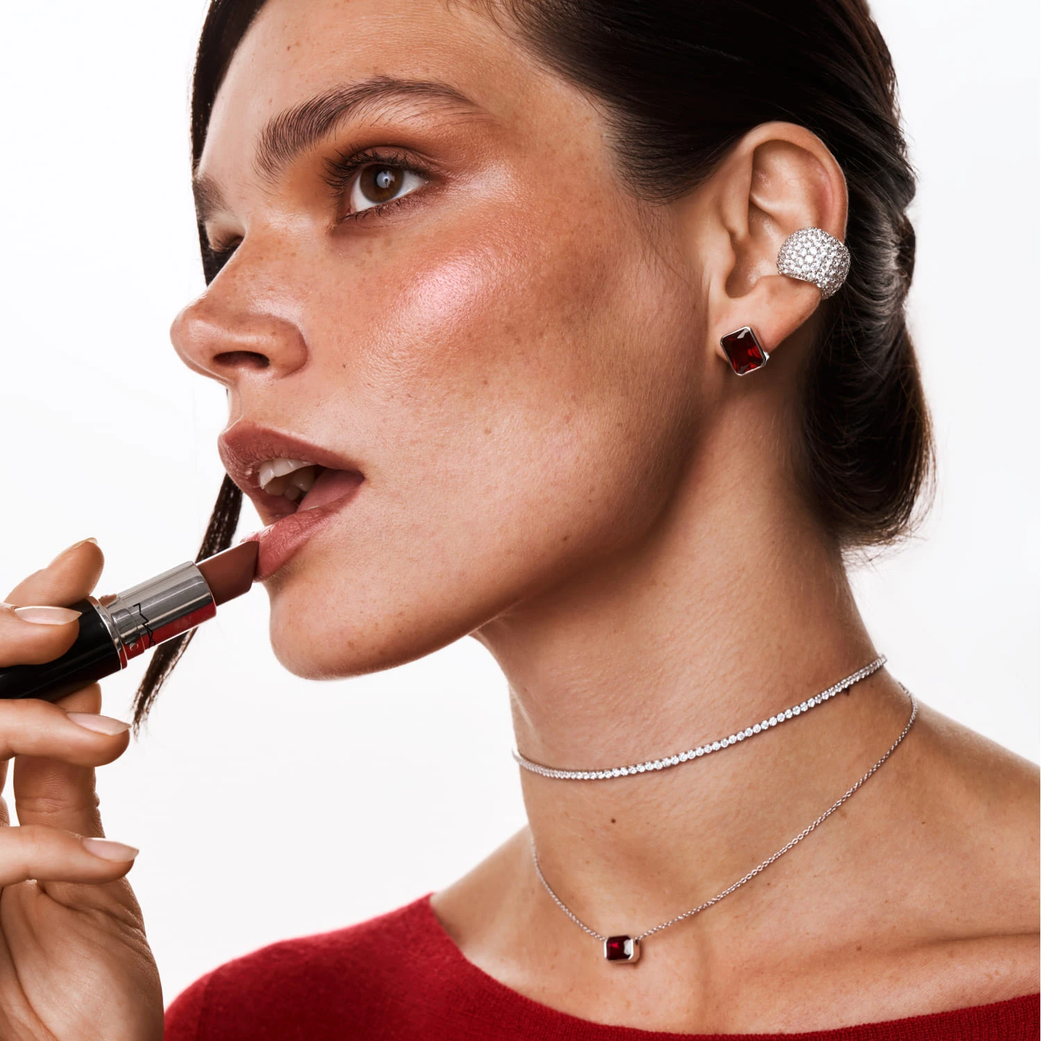 Теннисное серебряное колье чокер с фианитами