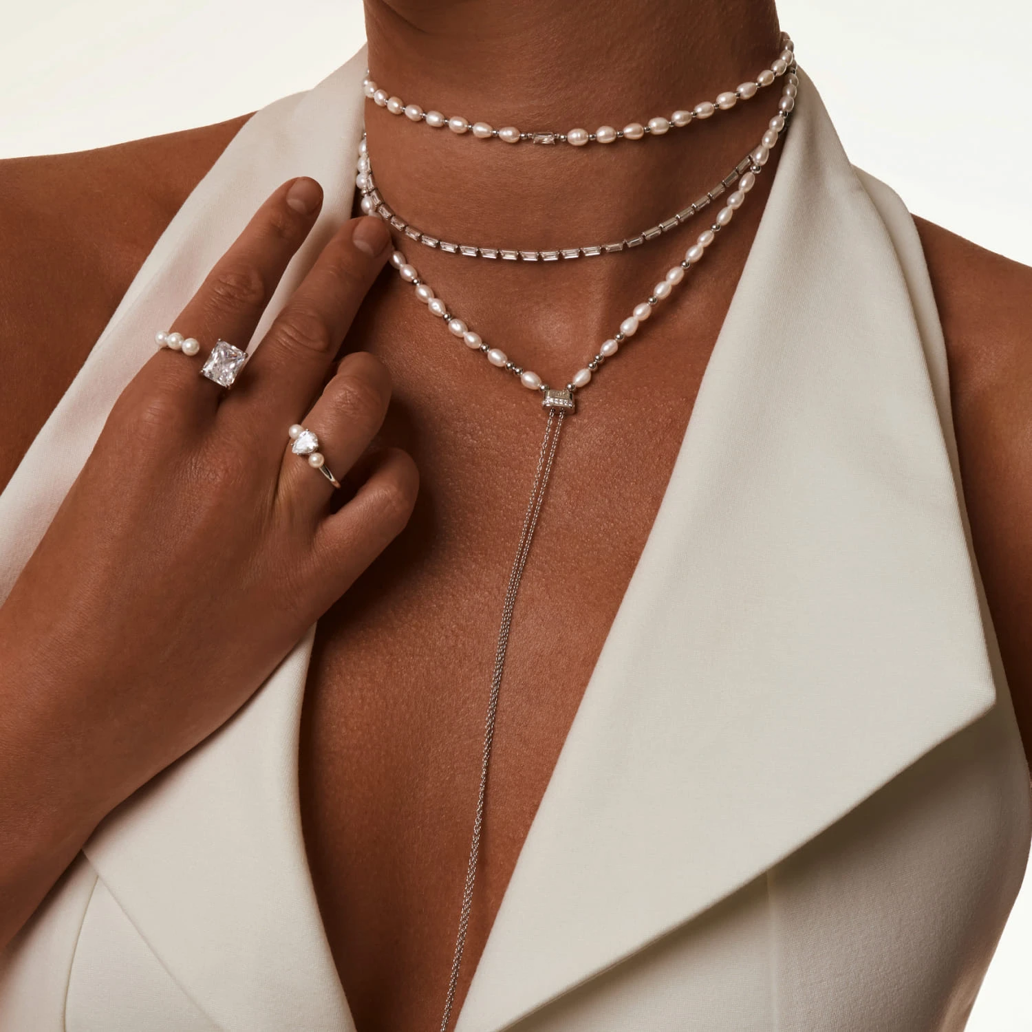 Серебряное колье-галстук DIANA с натуральным жемчугом