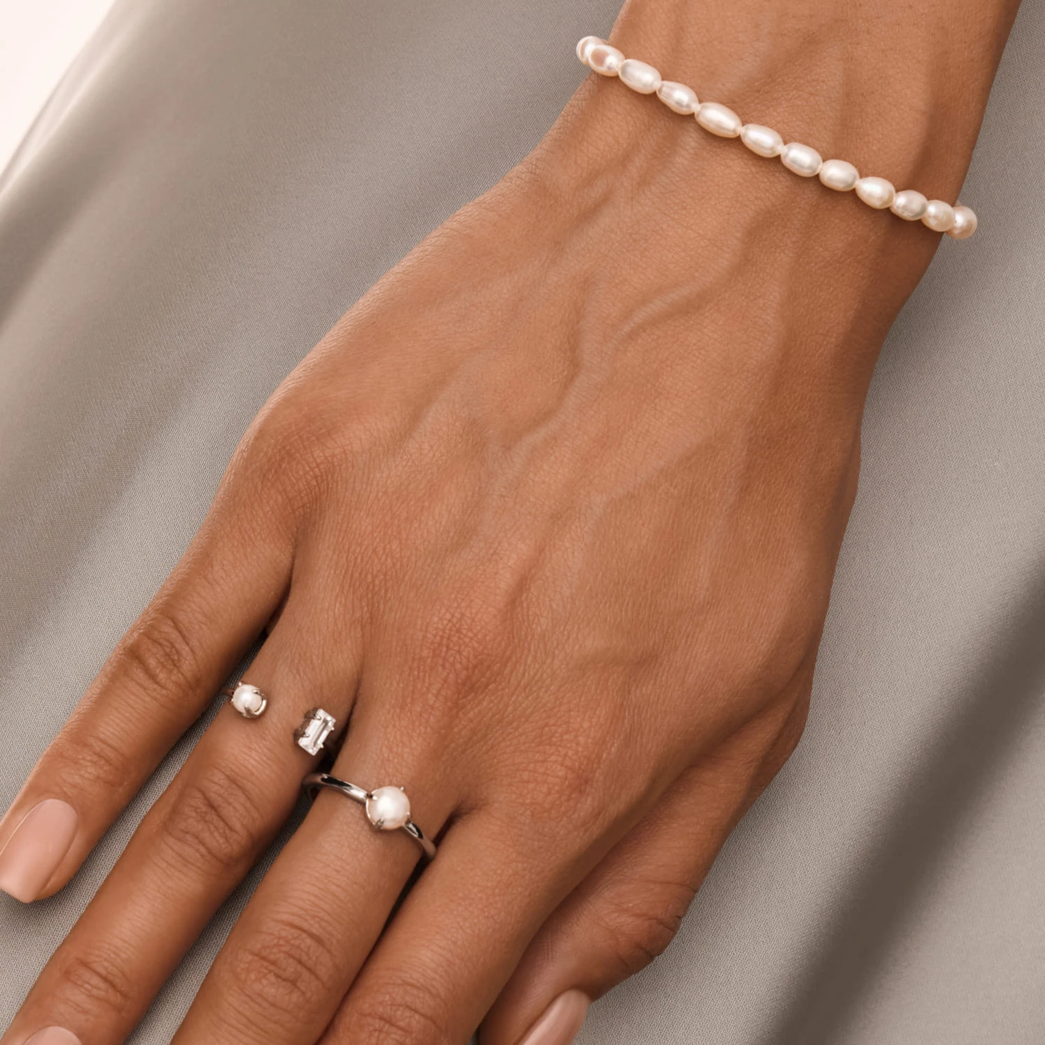 Серебряный браслет с натуральным жемчугом MIESTILO