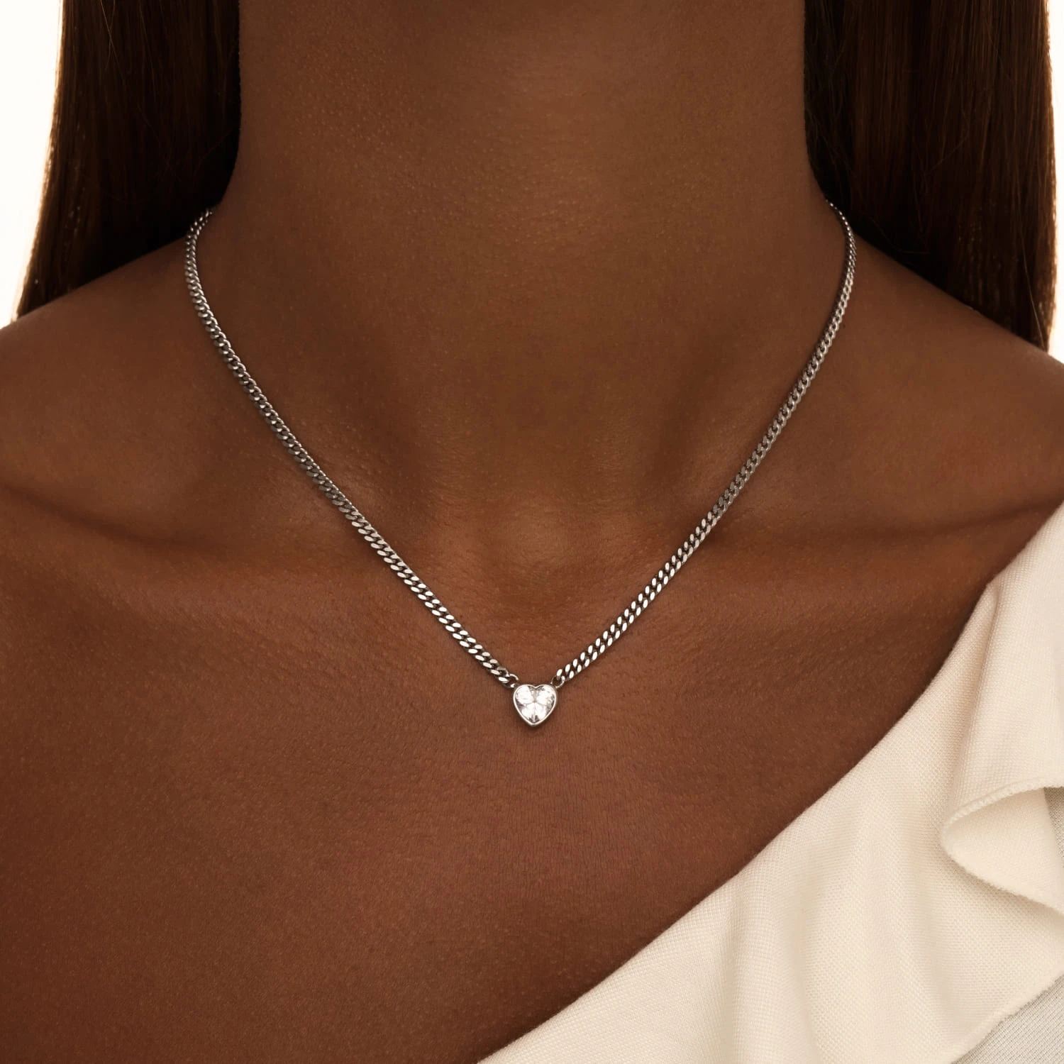 Серебряное колье с фианитом Angel