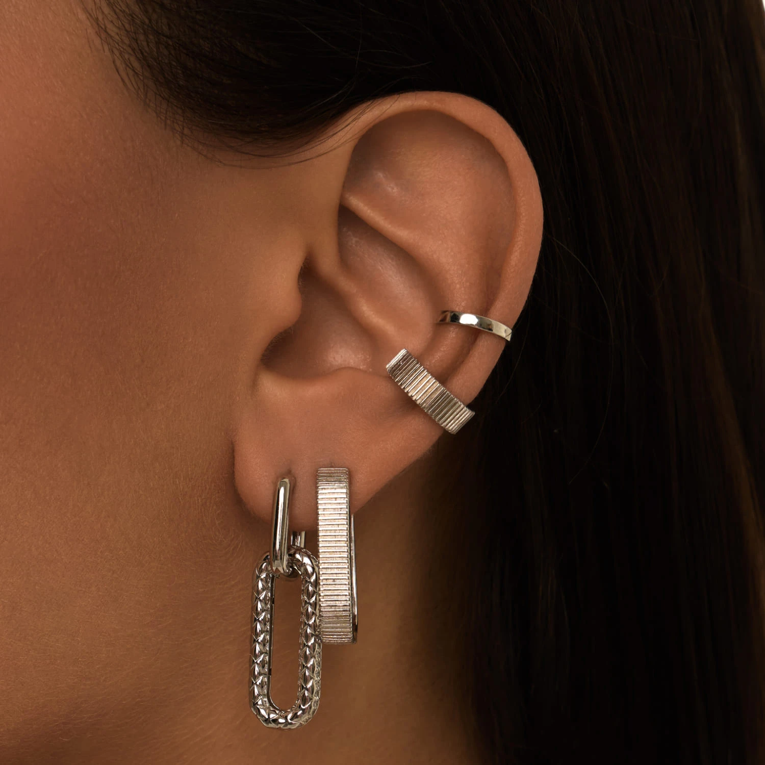 Серебряные серьги-трансформеры с фактурными овалами и фианитами