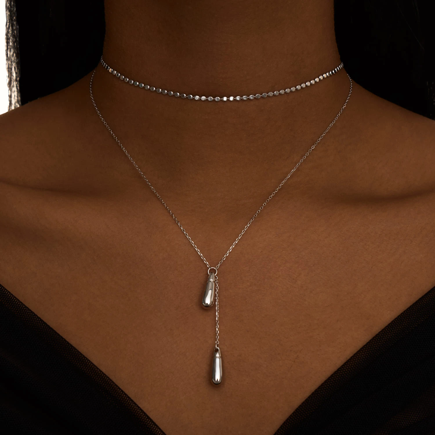 Серебряное колье-галстук с подвесками