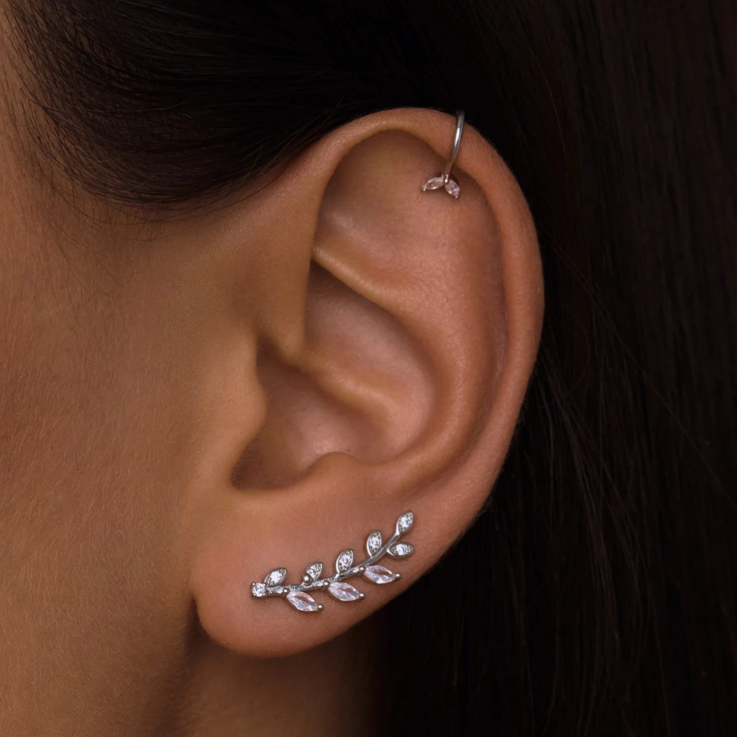 Серебряные серьги клаймберы веточки с фианитами MIESTILO 