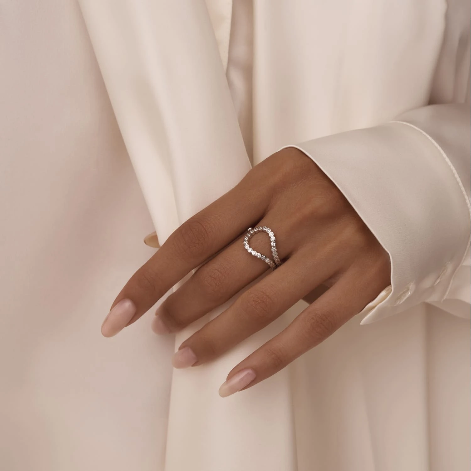 Серебряное кольцо с фианитами