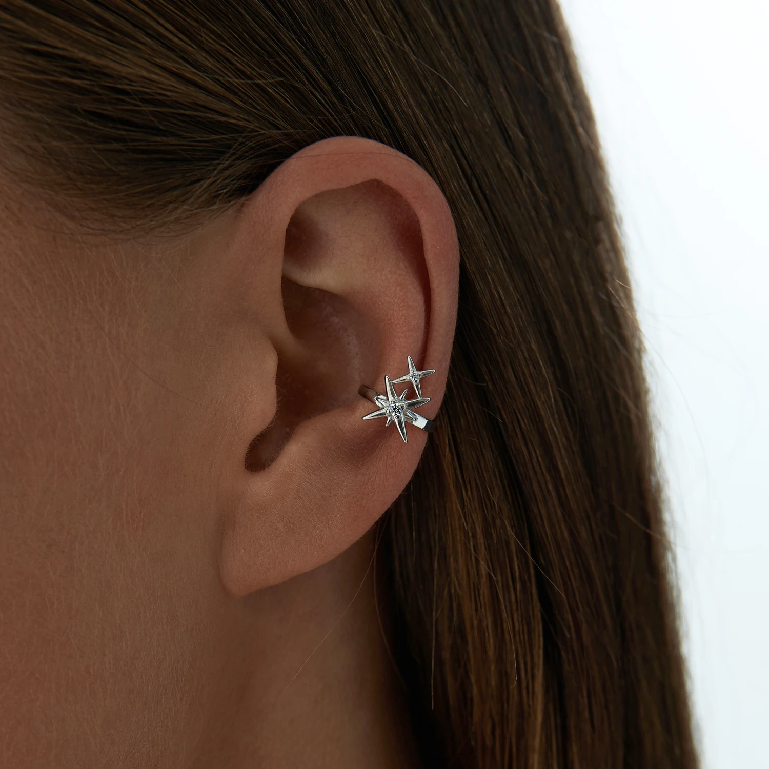 Серебряный кафф звезда с фианитами Isida